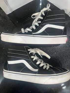 Vans Black & White Sk8-Hi Classic High Top Sneakers